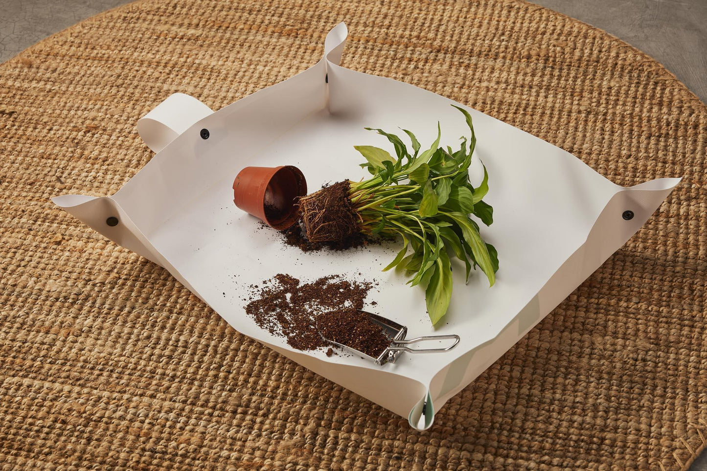 Plant Care - 70x60 cm - PLANT CARING MAT | SECOND-LIFE CANVAS POTTING TARP